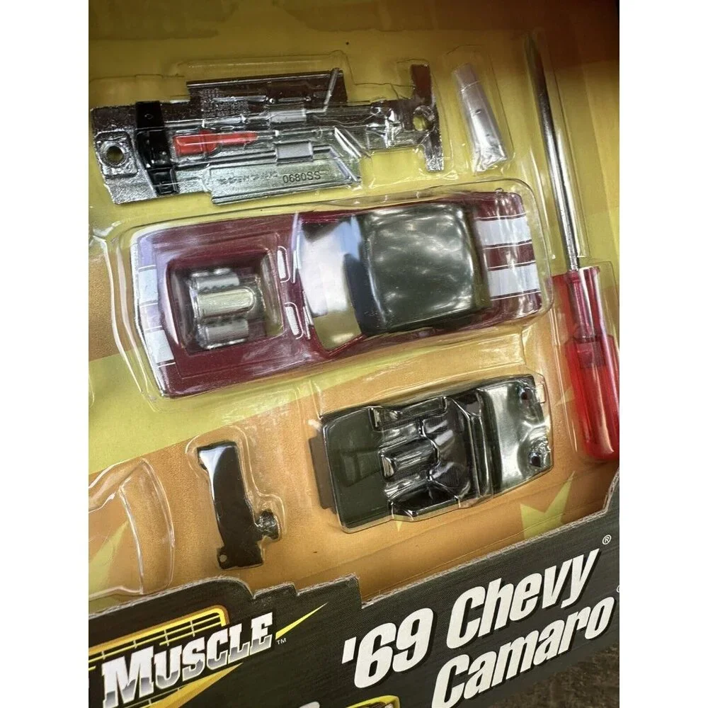 Ertl American Muscle 1969 Chevy Camaro Diecast Model‎ Kit 1:64 30292 Deep red
